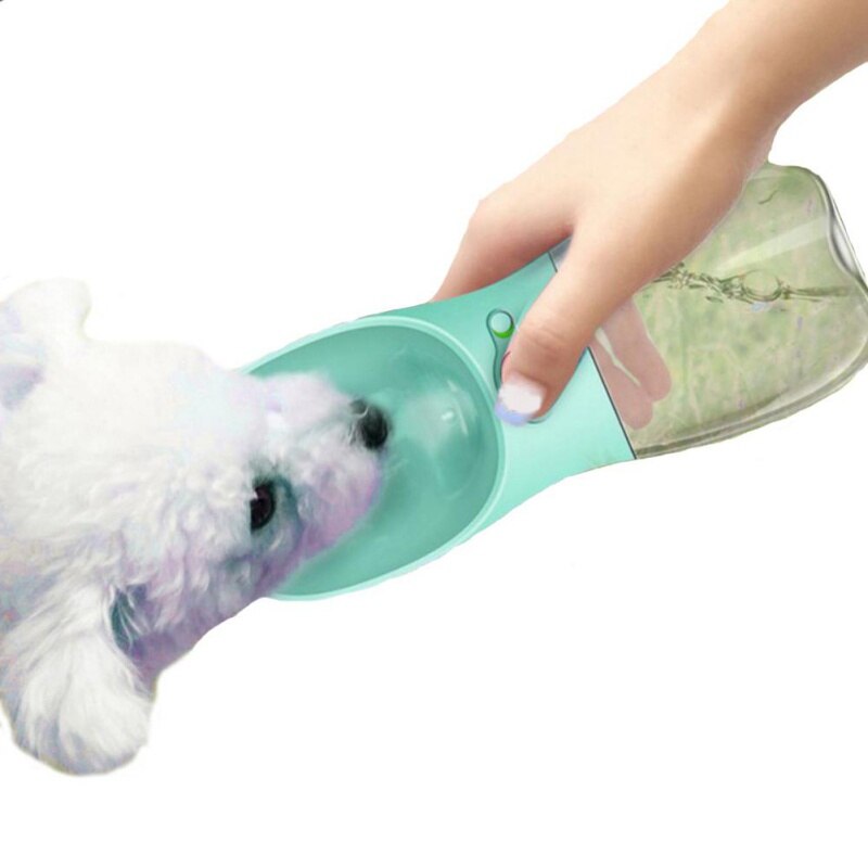 Bouteille d'eau Portable pour animaux de compagnie, bouteille pour chiens et chats, coupe d'eau facile à transporter, pour les voyages en plein air ou en plein air Bouteille d'eau Portable pour animaux de compagnie, bouteille pour chiens et chats, coupe d'eau facile à transporter, pour les voyages en plein air ou en plein air
