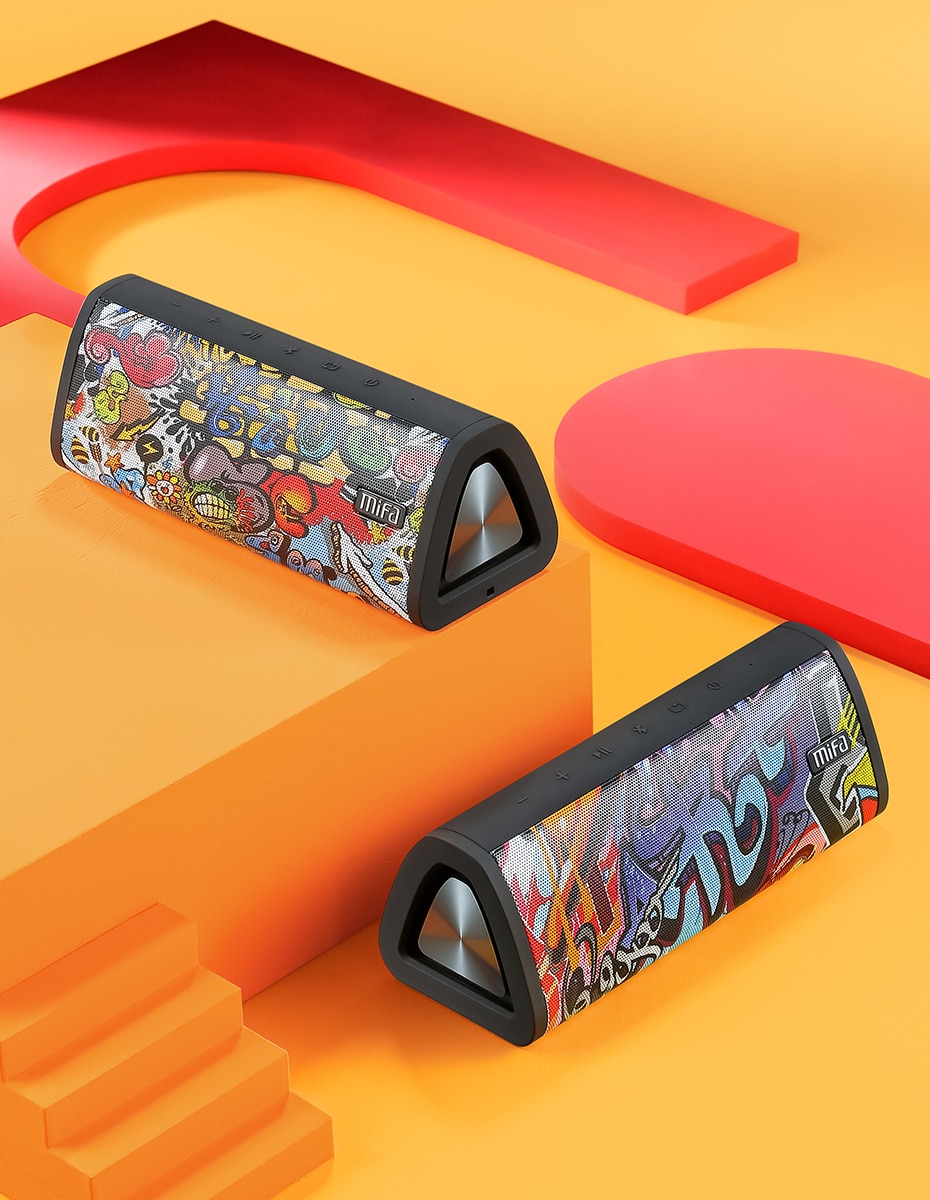 Mifa A10 – Enceinte Bluetooth 5.0, haut parleur portable, 360 degrés, son stéréo, 20 W, IPX7, étanche, sans fil, haut-parleur, 24 heures d'autonomie Mifa A10 – Enceinte Bluetooth 5.0, haut parleur portable, 360 degrés, son stéréo, 20 W, IPX7, étanche, sans fil, haut-parleur, 24 heures d'autonomie